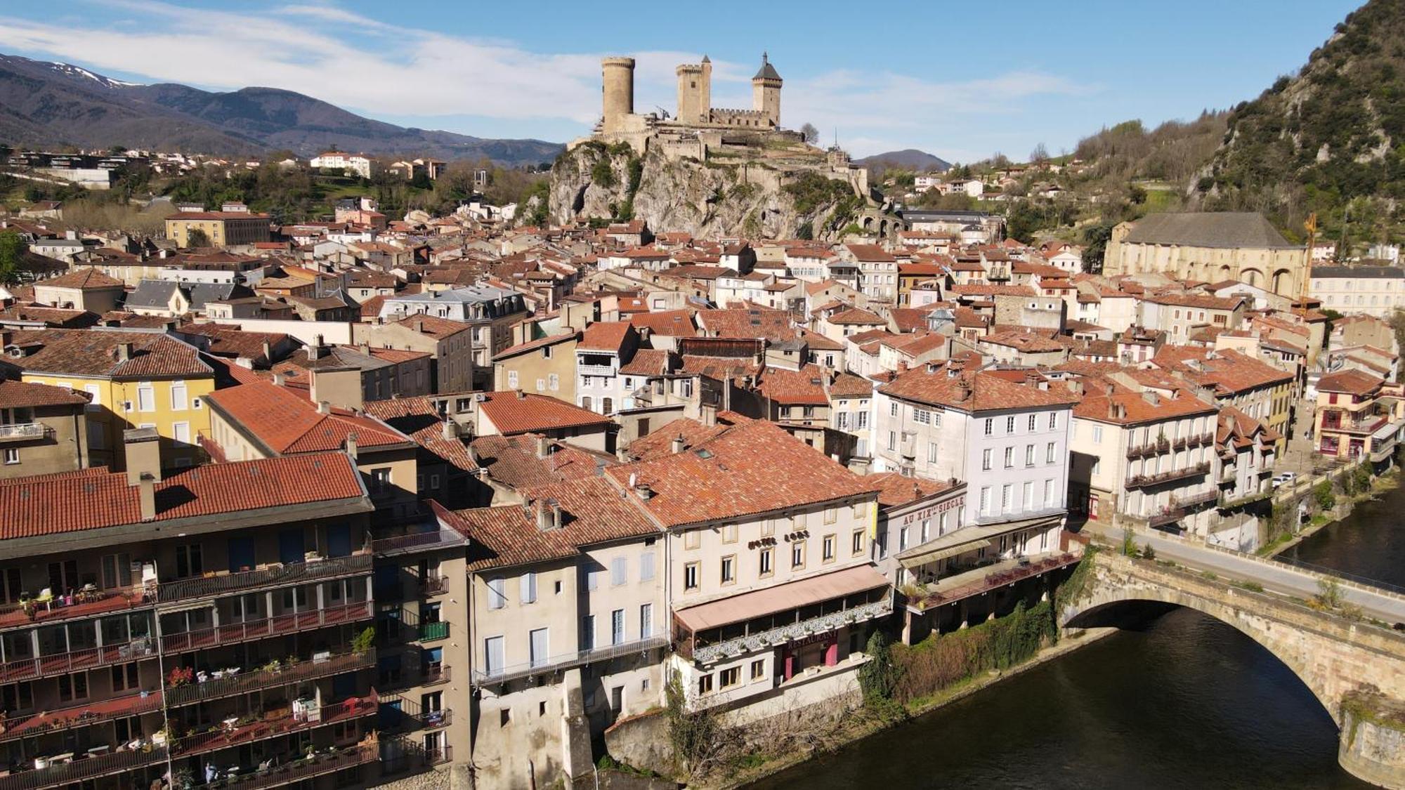 Hotel Le Lons Foix Exterior photo